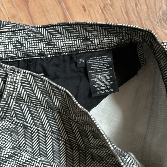 J Brand Pre-Owned Jeans 25 black white and blue pattern - Picture 4 of 6